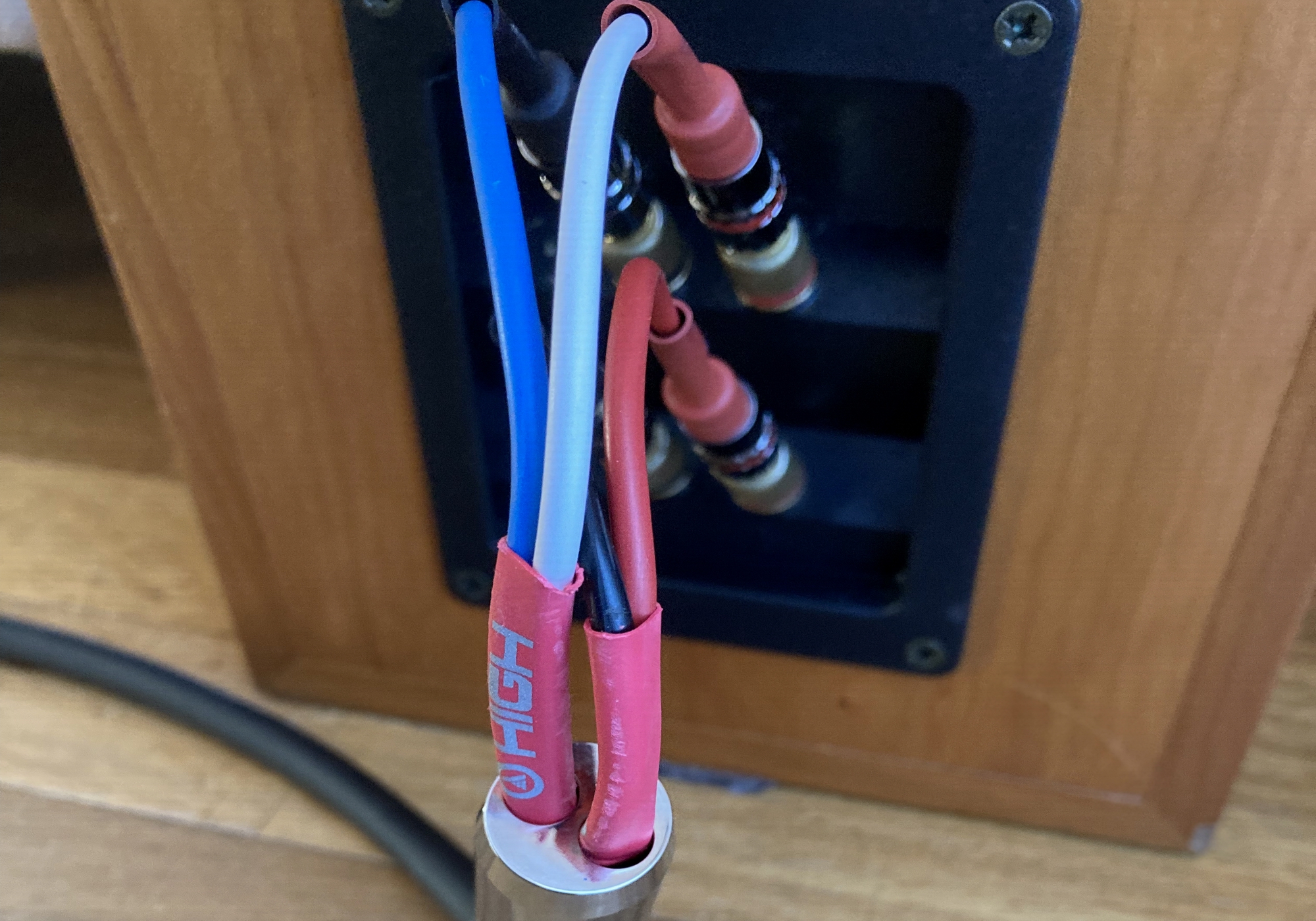 Coppia cavi diffusori Bi-Wiring 4x2,5 mmq. banane a espansione