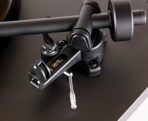 REGA PLANAR 1 PLUS piatto giradischi versione 2021 base matt