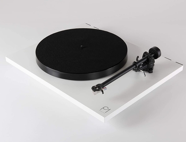 REGA PLANAR 1 PLUS piatto giradischi versione 2021 base matt